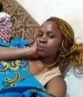 Christelle 33 años Yaoundé  Camerún