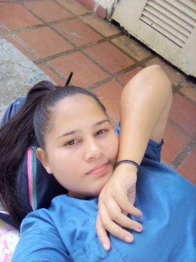 Eliarys 24 ans Maturin  Venezuela