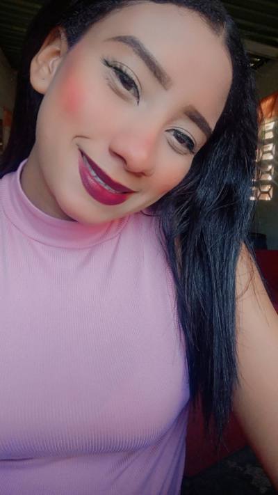 Adriana 24 ans Maracay  Venezuela