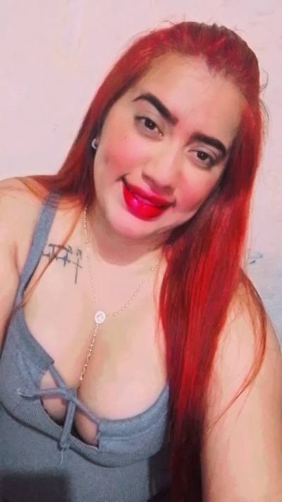 Milagros 25 ans Caracas Venezuela