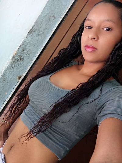 Andrea 28 ans Caracas  Venezuela