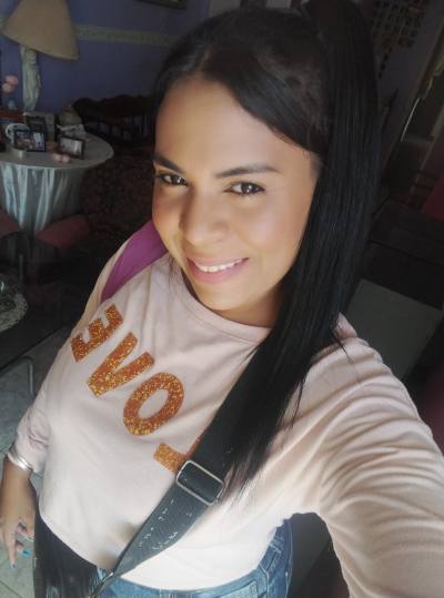 Carolay 34 ans Nassau  Bahamas