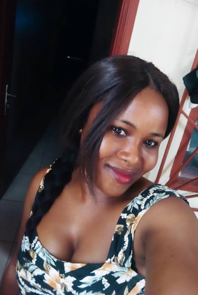 Estelle 34 ans Assinie  Côte d'Ivoire