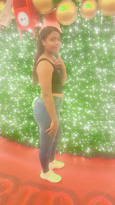 Edwardina 28 ans Santo Domingo  République dominicaine