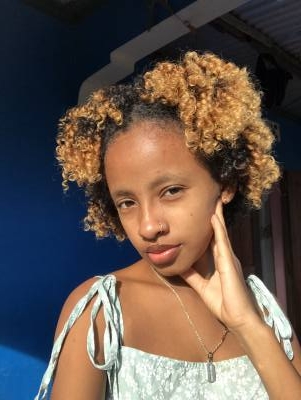 Rominah 18 ans Commune Urbaine De Toamasina Madagascar