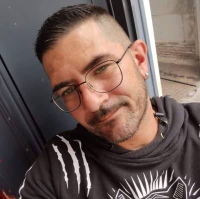 Florian 39 ans Angers France