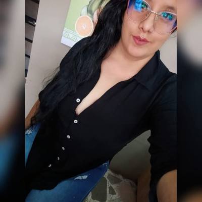 Angie 31 años Bogotá  Colombia