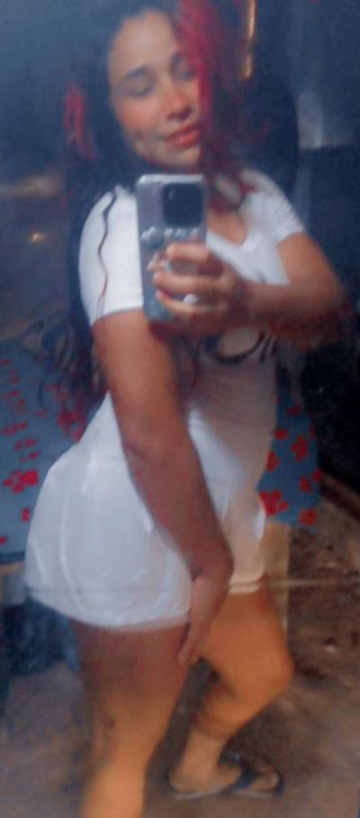 Adriana 28 ans Anaco Venezuela