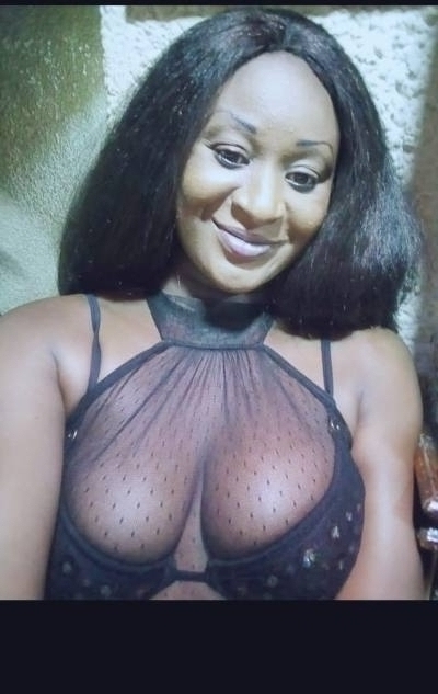 Sandra 35 ans Yaoundé  Cameroun