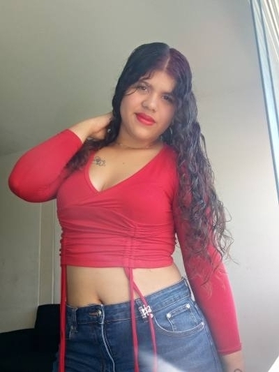 Esther 20 ans Valencia  Venezuela