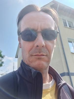 René 51 ans Düsseldorf  Allemagne