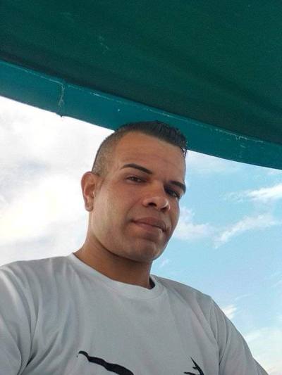 Manuel 32 ans Tucacas Venezuela