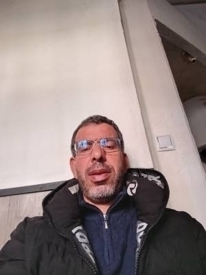 Yedhir 45 ans Madrid  Espagne